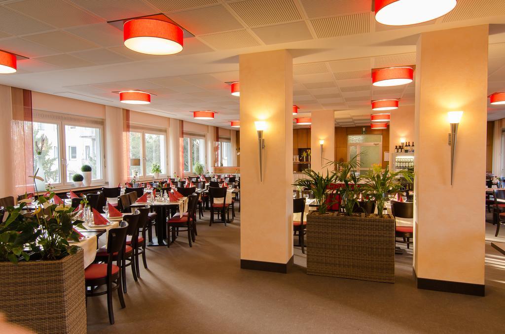 In Via Hotel Paderborn Bagian luar foto