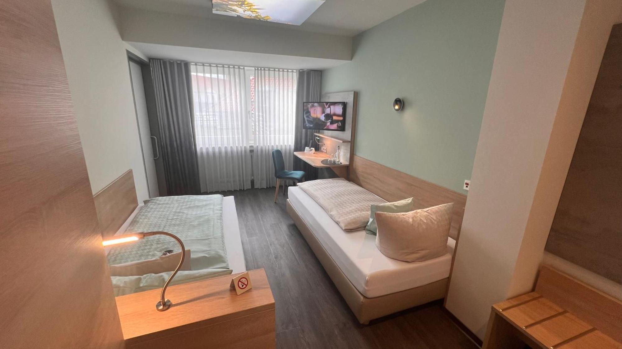 In Via Hotel Paderborn Bagian luar foto